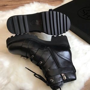ash razor boots